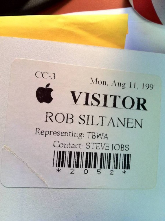 Пропуск посетителя в Apple Роба Силтонена