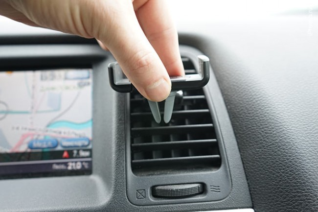 Автодержатели для iPhone