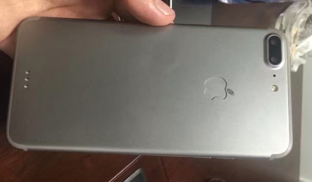 Смартфон iPhone 7 Plus оставит механическую кнопку